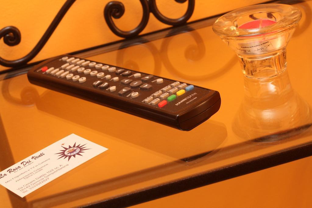Bed & Breakfast La Rosa Dei Venti ジェノヴァ 部屋 写真